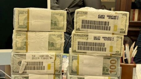 На Украине пишут, что детективы НАБУ в Киеве провели встречу с новым представителем ФБР