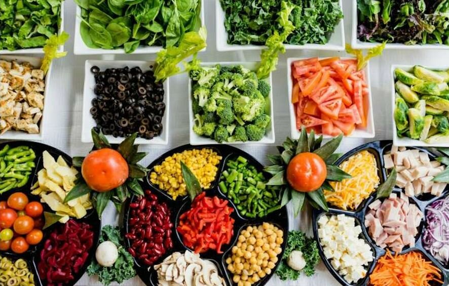 Еда как иллюзия: как наш мозг готовит нам обед из воздуха и почему мы ему верим