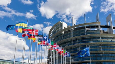 Зеленский готов обсуждать уступки по Донбассу, а Европа предлагает свой план