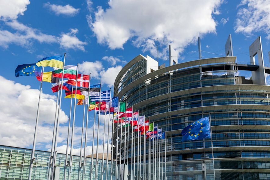 Зеленский готов обсуждать уступки по Донбассу, а Европа предлагает свой план