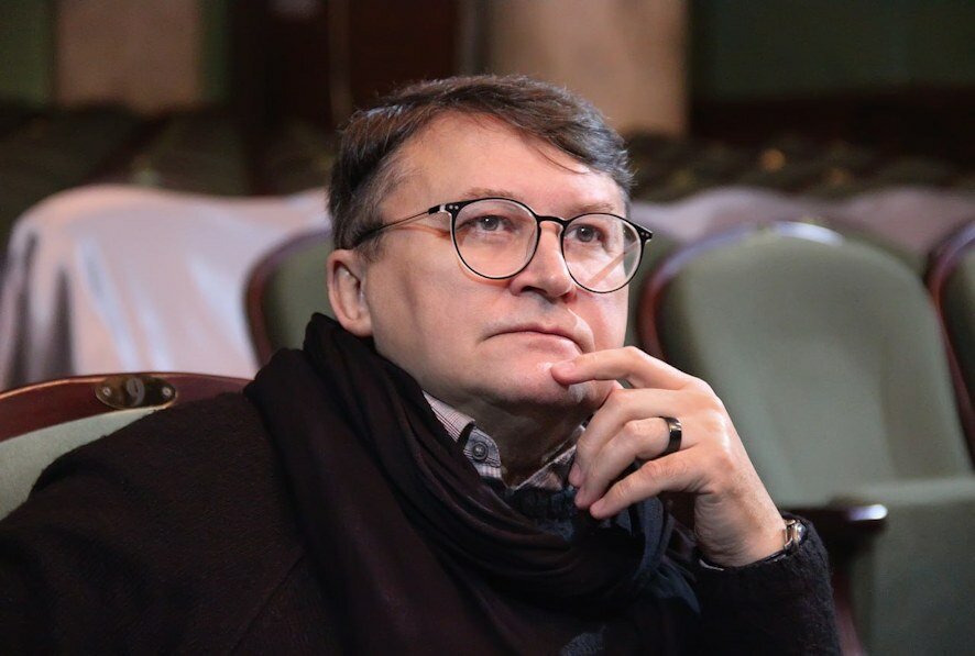 Вольский драматический театр открывает новую творческую страницу: главным режиссёром станет Пётр Куликов