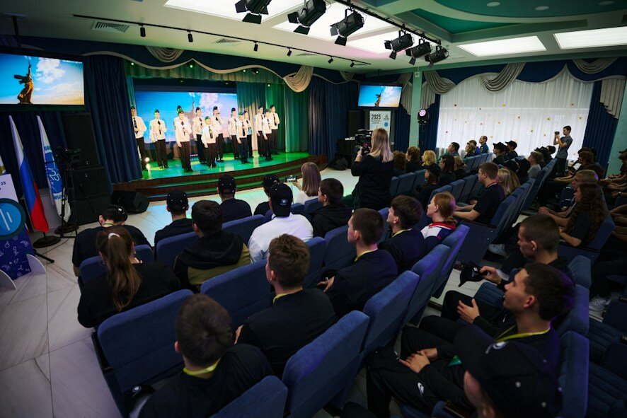 Команда «Юный друг полиции» из Балаково победила в межрегиональном фестивале «Агенты безопасности-2025»