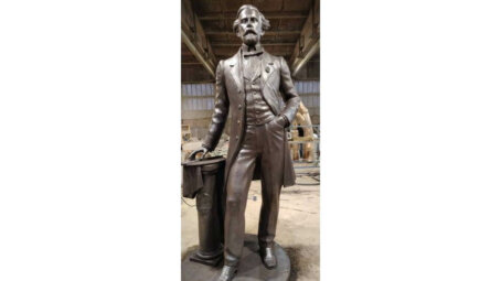 Памятник Алексею Петровичу Боголюбову почти готов, его установят в Саратове в ноябре