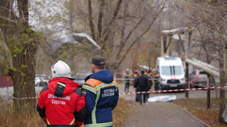 Роман Бусаргин: В результате атаки БПЛА были выбиты окна в нескольких домах Заводского района