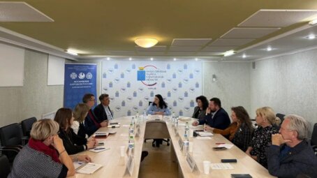 В Саратове обсудили механизмы формирования позитивной информационной повестки