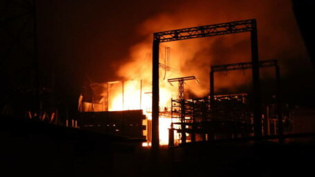 Сегодня ночью враг нанёс удары по электроподстанциям в Курском приграничье