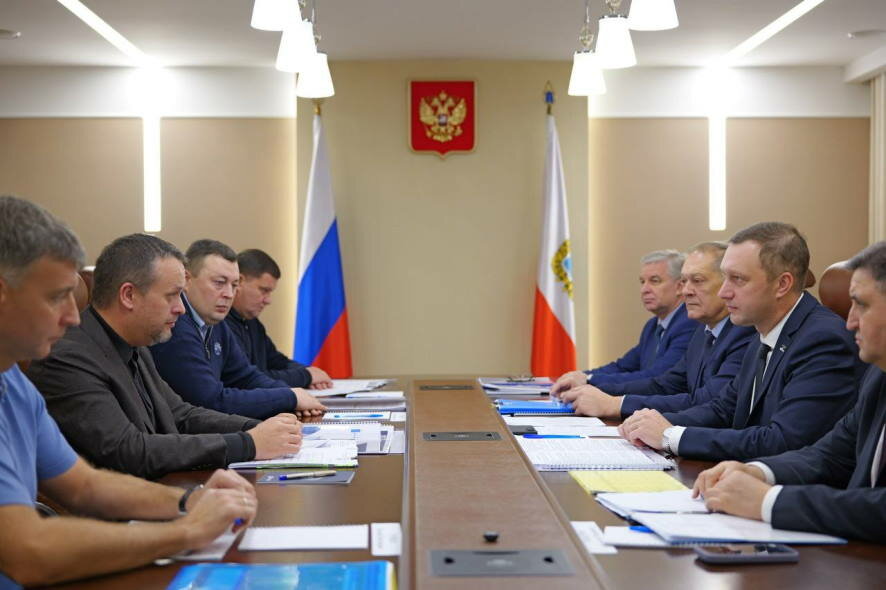 Роман Бусаргин доложил Министру транспорта РФ о развитии дорожно-транспортной сферы в Саратовской области