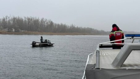 Спасатели провели рейд по безопасности на Волге перед закрытием навигации