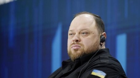 Стефанчук заявил, что война завершится только после возвращения Крыма Украине