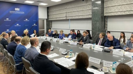 В Госдуме признали проблему ограничения прав отцов после развода и назначили парламентские слушания