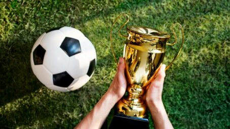 Топ-5 чемпионатов по футболу: где рождаются звезды и почему Европа удерживает трон
