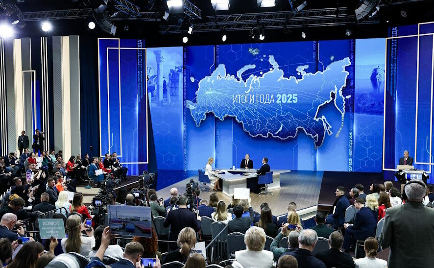 Прямая линия. Акцент на социальных обязательствах: как в Саратовской области реализуются поручения Президента