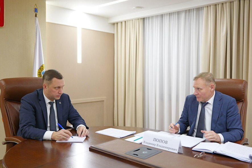 Губернатор Бусаргин рассказал о мерах поддержки педагогов и масштабной реконструкции школ в регионе