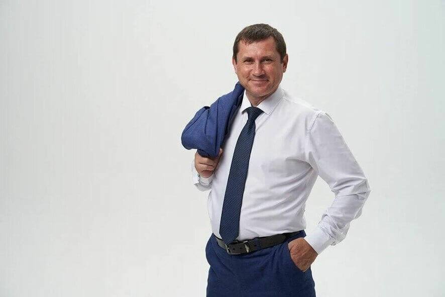 Экс-глава района из Перми дважды попался на взятках: сначала ушел на СВО от тюрьмы, затем хотел откупиться от службы