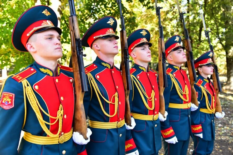 Военно-патриотический клуб «ДОЛГ» из Балаково вошёл в тройку лучших в Приволжском федеральном округе
