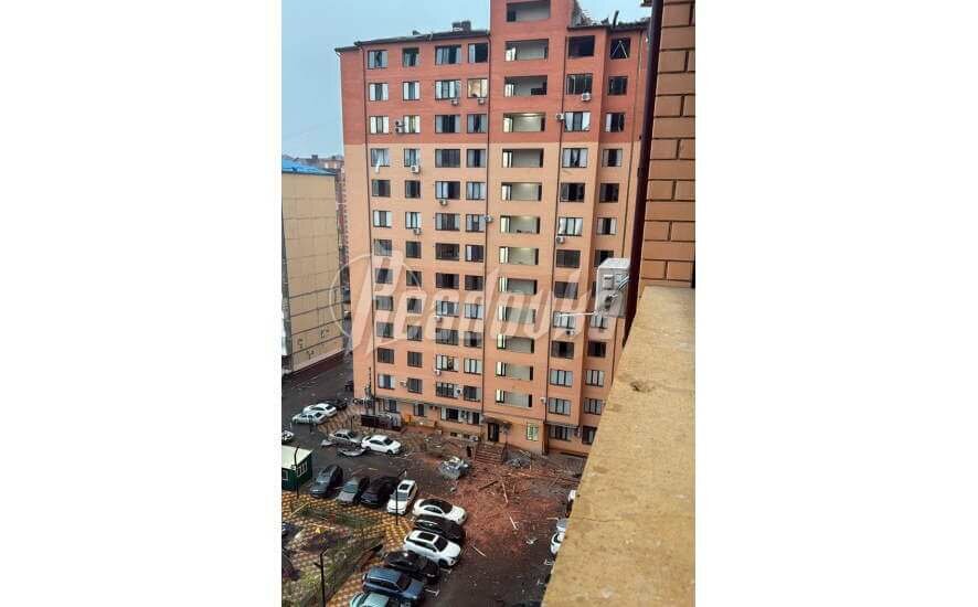Взрыв прогремел в Каспийске в Дагестане — повреждена жилая многоэтажка