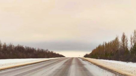 На уборку первого снега в Саратовской области вывели 66 единиц спецтехники