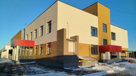 В Энгельсе ввели в эксплуатацию новую поликлинику на 300 посещений в смену