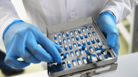 Правительство продлило упрощенный порядок регистрации лекарств и медицинских изделий