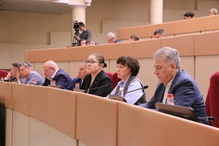 Депутаты требуют проверить законность сделок с соцобъектами в Саратове и Энгельсе