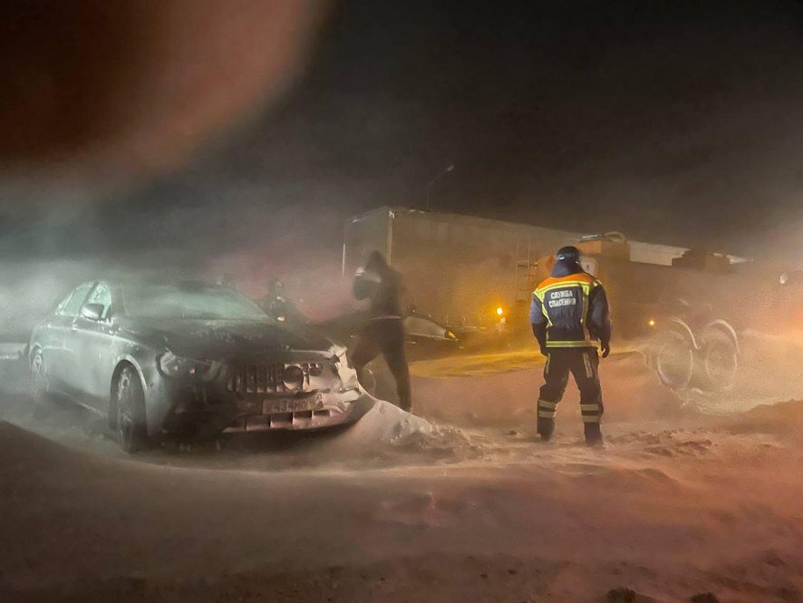 Саратовцы благодарят спасателей за помощь на трассах