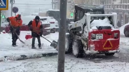 Саратовцы поделились мнением о качестве уборки снега в областном центре