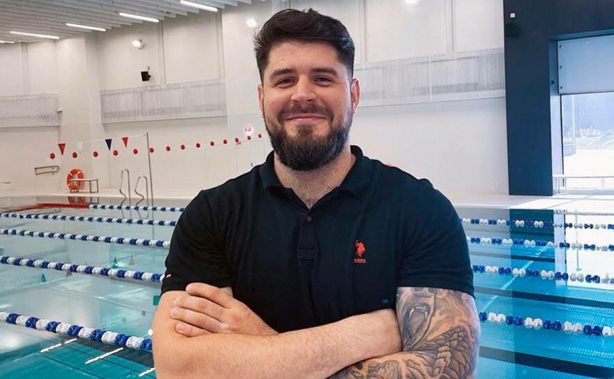 Татуировки и гидрокостюм помогли установить личность российского пловца, утонувшего в Босфоре