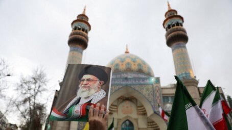 Эскалация на Ближнем Востоке: США и Израиль нанесли массированные удары по Ирану, Тегеран ответил ракетными атаками по американским базам в регионе