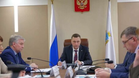 На территории крупнейших городов Саратовской области продолжается работа по выявлению и демонтажу незаконных рекламных конструкций