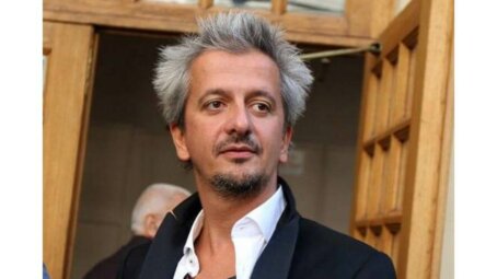 Константин Богомолов попросил министра культуры освободить его от обязанностей и. о. ректора школы-студии МХАТ
