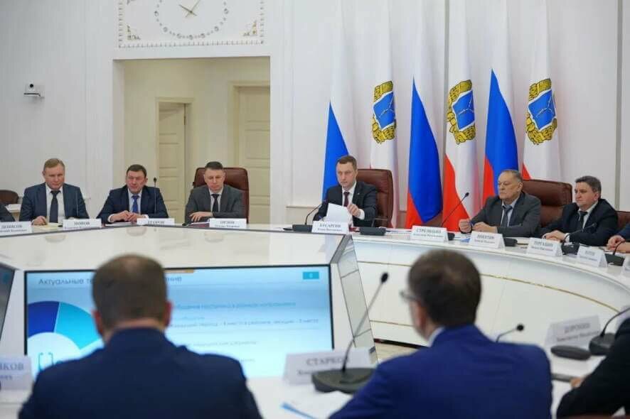 Госжилинспекция Саратовской области активизируют рейды по выявлению зданий, где требуется очистка крыш от снега и наледи