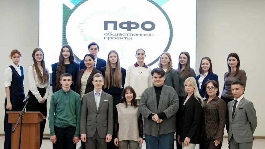 В Саратове состоялся региональный этап Интеллектуальной олимпиады ПФО по направлению «Парламентские дебаты»