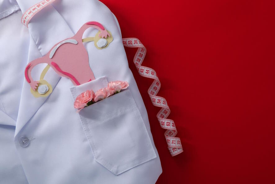 Первый прием гинеколога: что нужно знать девушкам-подросткам и их родителям