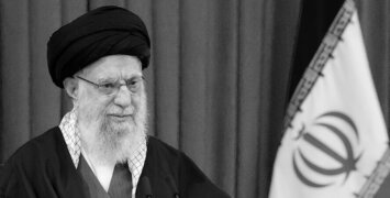 Умер аятолла Али Хаменеи: Иран объявил 40-дневный траур