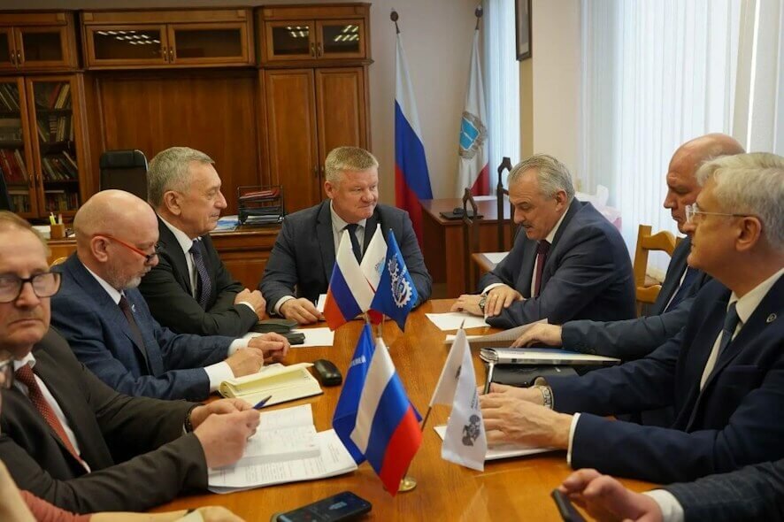 Михаил Исаев обсудил с «Рособоронэкспортом» пути развития саратовского машиностроения