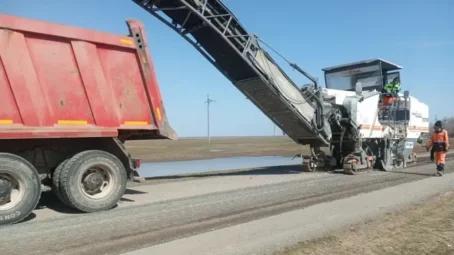 В Саратовской области стартовал сезон масштабных дорожных работ