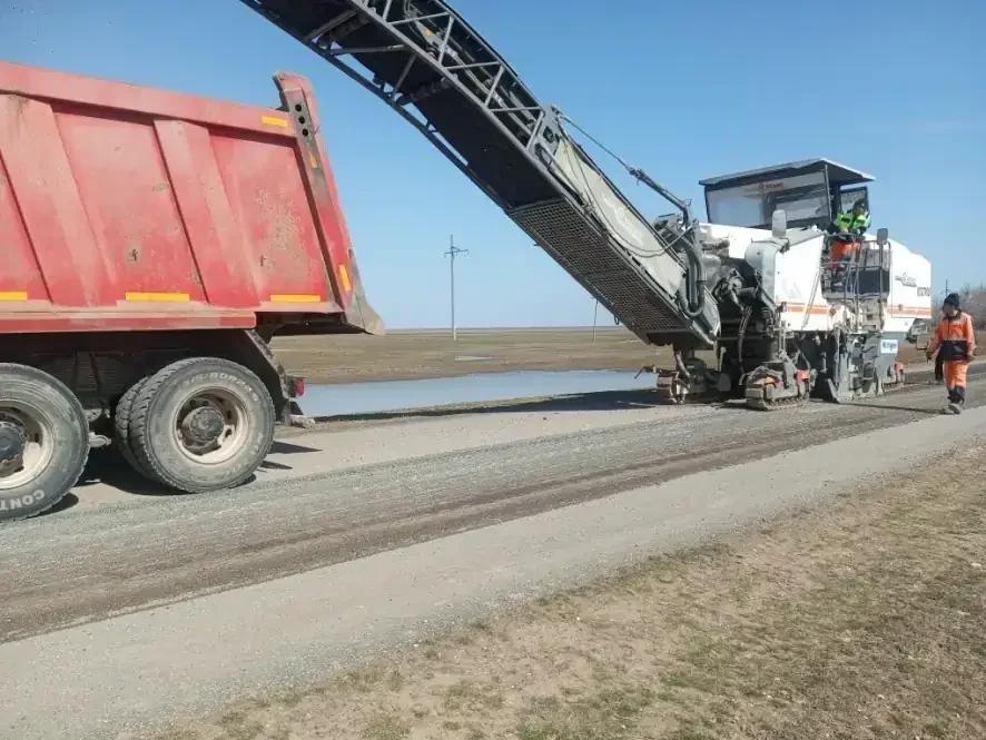 В Саратовской области стартовал сезон масштабных дорожных работ