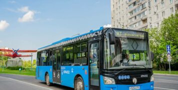 На маршруты коммерческих перевозчиков Москвы вышли более 160 новых автобусов