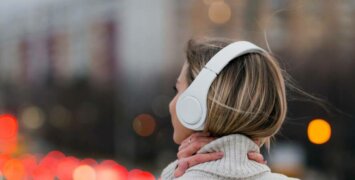 Почему удобно слушать музыкальные подборки