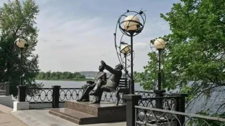 Губернатор Саратовской области поздравил жителей Энгельса с Днем города