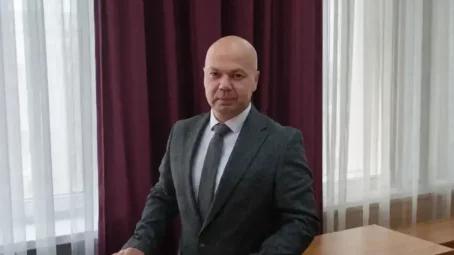 Временно исполняющим полномочия главы Хвалынского района назначен Михаил Визгалов