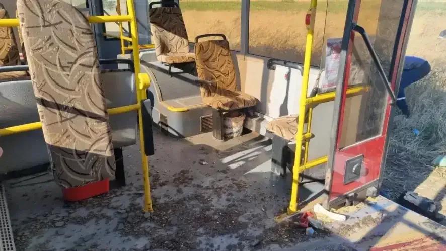 Автобус с сотрудниками железорудного комбината попал под удар ВСУ в Запорожской области