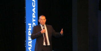 Александр Моор призвал финалистов конкурса «Лидеры строительной отрасли» предлагать идеи для развития России